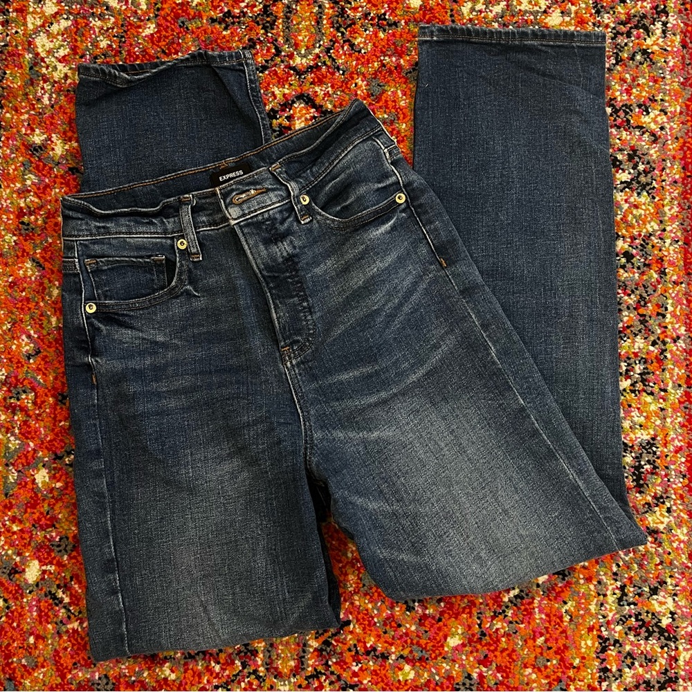 Express Modern Straight Leg Jean